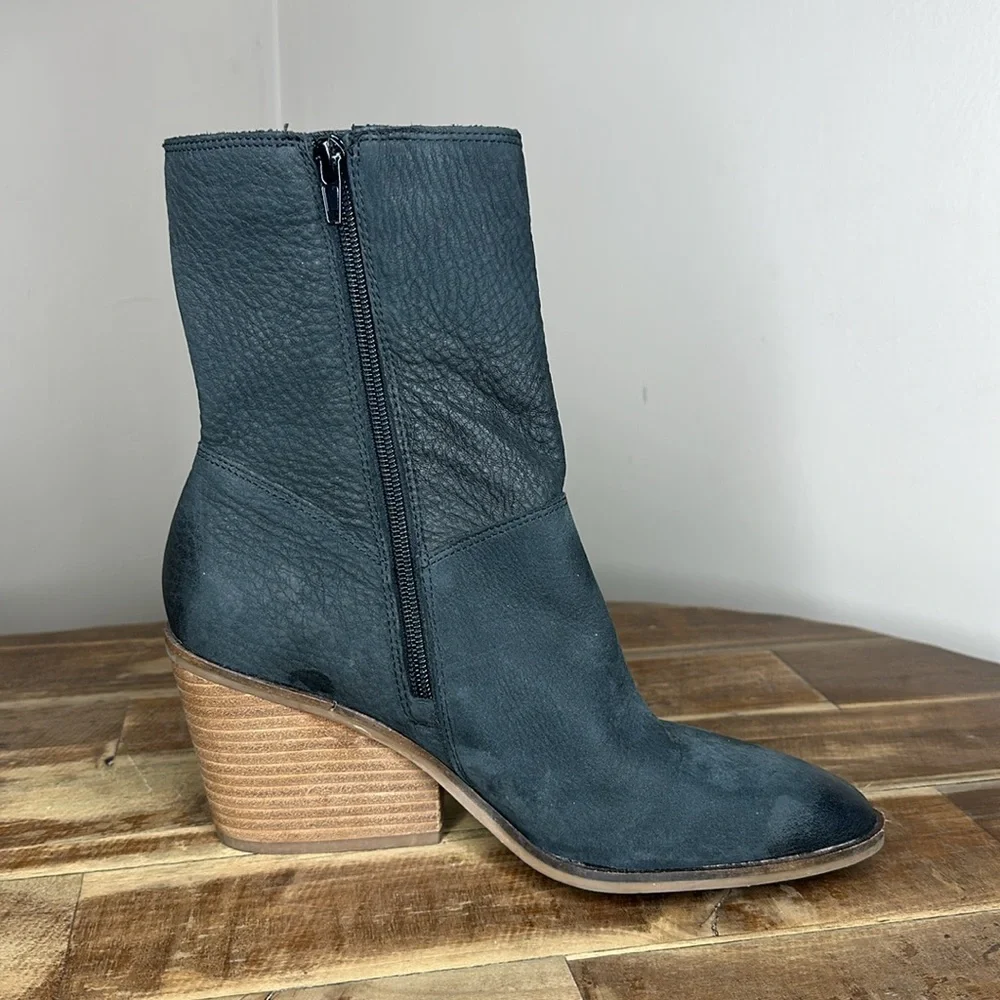 Lucky Brand Black Leather Sarey Mid-Height Bootie Womens Size 8